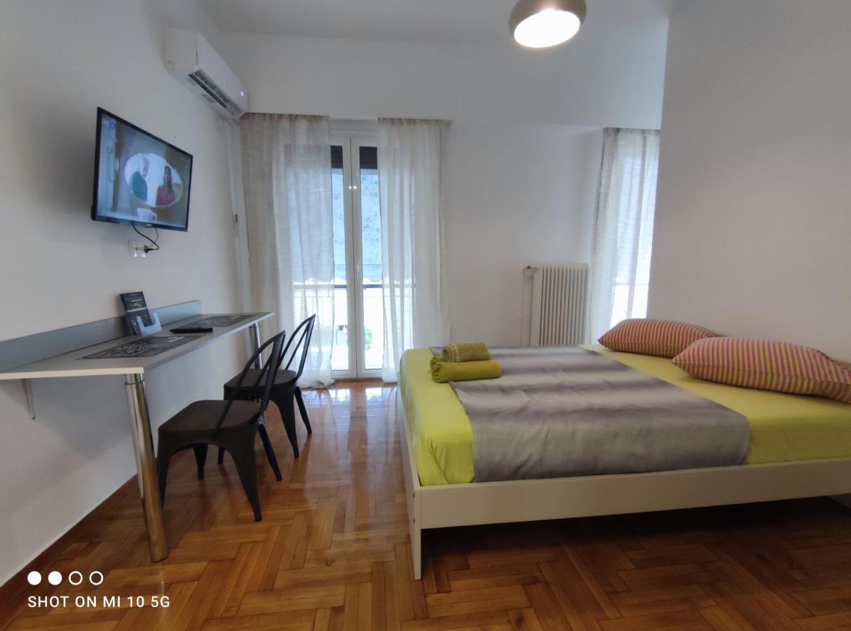 Apartment In The Heart Of Next To Monastyraki. Athens