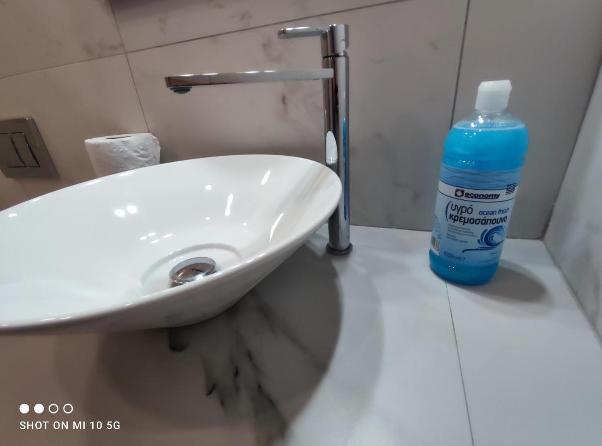 Apartment In The Heart Of Next To Monastyraki. Athens
