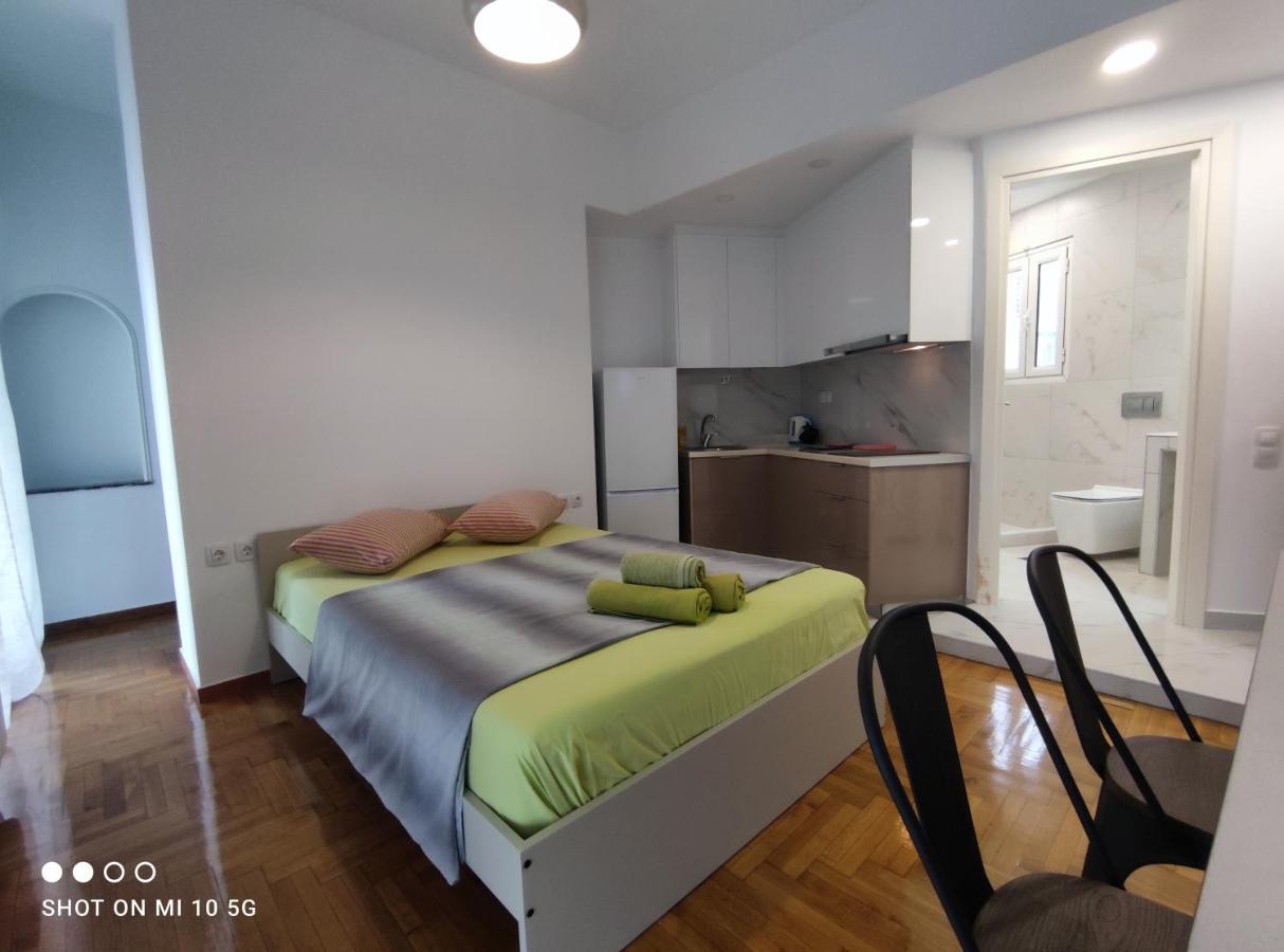 In The Heart Of Next To Monastyraki. Apartment Athens
